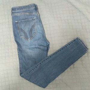 Hollister Super Skinny Jeans